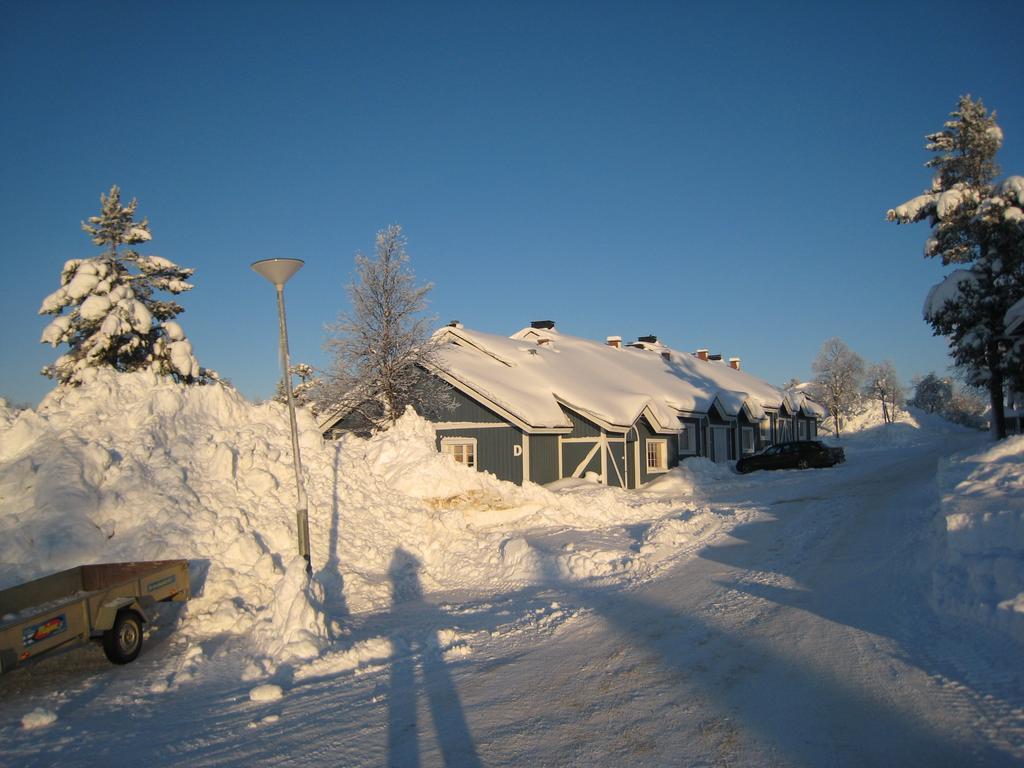 Saariselaen Marjamajat Villa Saariselka Exterior photo